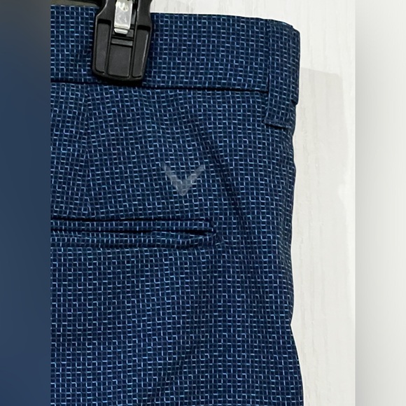 SOLD Men’s Callaway Golf Shorts - Picture 3 of 6